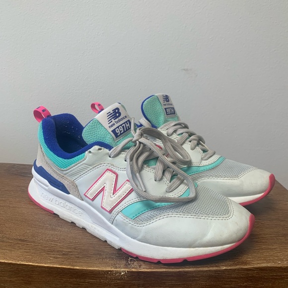 New Balance 997H Good used condition - Picture 9 of 9